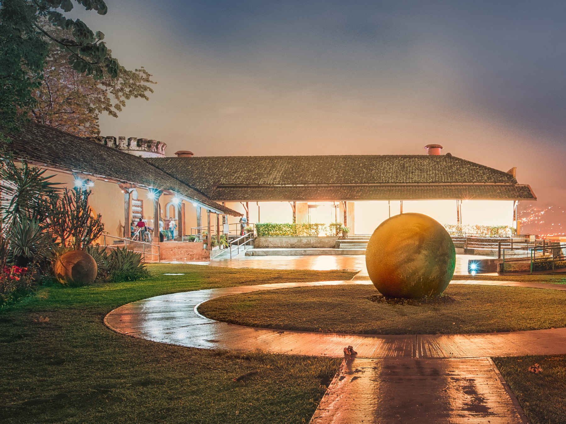 Jardín central del Museo Nacional de Costa Rica