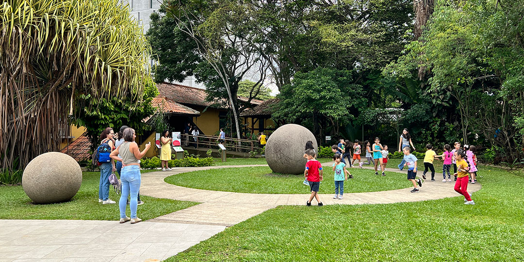 Taller Juegos al aire libre Taller Juegos al aire libre