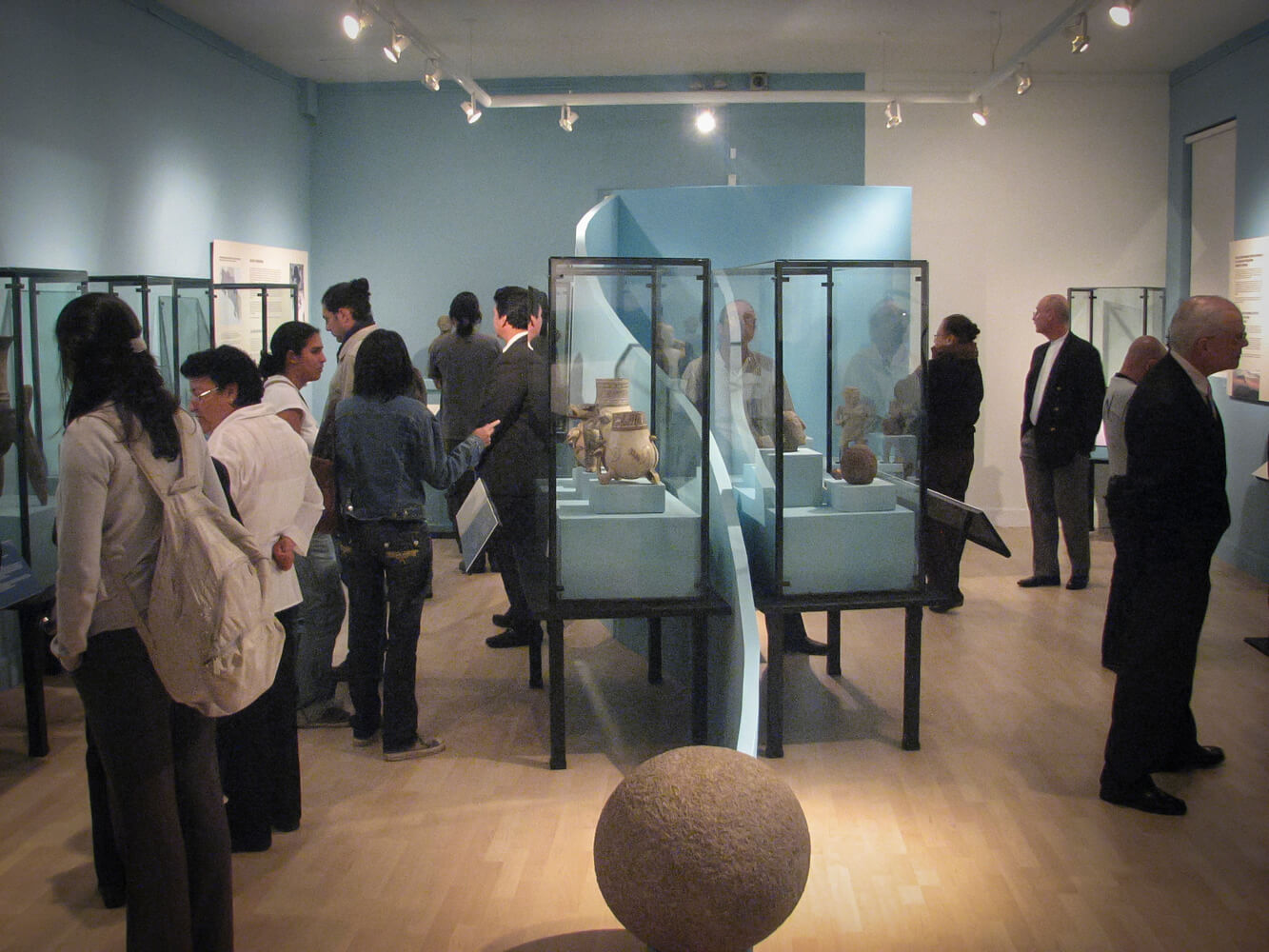Apertura de la exhibición Tierra de Maravillas, en alianza con el Museo de Arqueología e Historia Pointe-á-Calliére, de Montreal Canadá