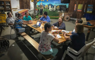 Reunión en Casa del Boyero.